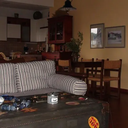 Loukas House * Palaiontsiflikion