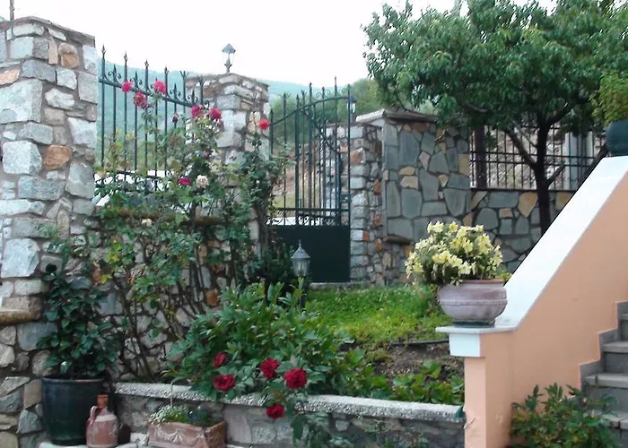 Сasa de vacaciones Loukas House