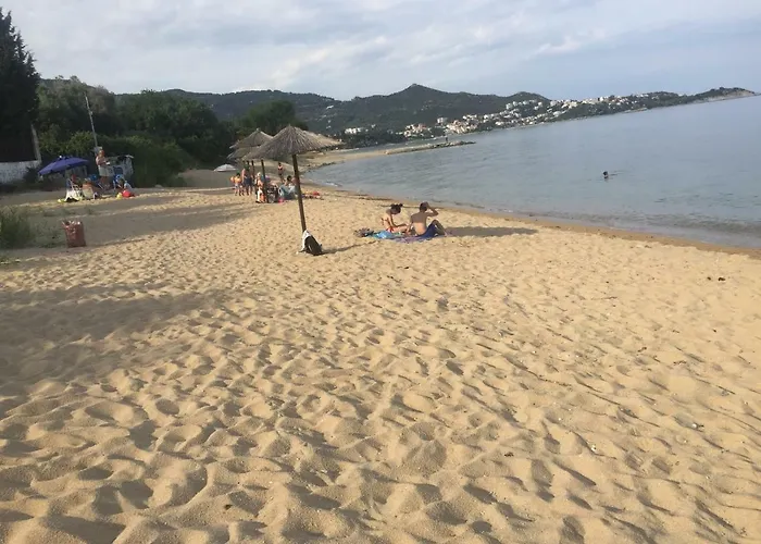 Сasa de vacaciones Loukas House